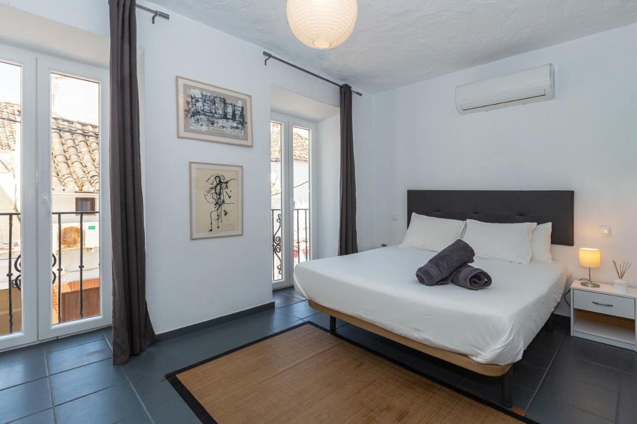 Ferienhaus Enjoy At Our Fully Equipped 2br Town House, Beach- 1min Estepona